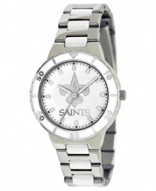 Who dat! Root for your team 24/7 with this sporty watch from Game Time. Features a New Orleans Saints logo at the dial. Who dat! Root for your team 24/7 with this sporty watch from Game Time. Features a New Orleans Saints logo at the dial.