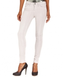 In a tie-dye print and white wash, these GUESS skinny jeans hit the colored-denim trend on the mark! In a tie-dye print and white wash, these GUESS skinny jeans hit the colored-denim trend on the mark!
