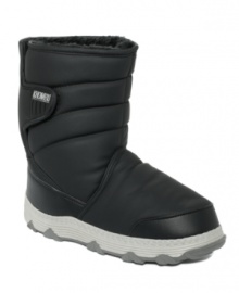 Winter beware. Khombu's Traveler 2 cold weather booties are there to get you through the season. With a rear Velcro enclosure and plush faux-fur lining, this moon boot-style shoe is an easy pick on those cold days. Winter beware. Khombu's Traveler 2 cold weather booties are there to get you through the season. With a rear Velcro enclosure and plush faux-fur lining, this moon boot-style shoe is an easy pick on those cold days.
