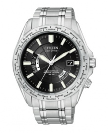Never miss a meeting, a date or a single beat with this radio-controlled world time watch by Citizen Eco-Drive. Never miss a meeting, a date or a single beat with this radio-controlled world time watch by Citizen Eco-Drive.