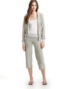 THE LOOKHoodie Front zip closure with decorative pull Long sleeves with elastic, ribbed cuffs Split kangaroo pocket Ribbed elastic hemTHE FITContemporary fit About 22 ½ from shoulder to hemTHE MATERIAL80% cotton/20% polyesterCARE & ORIGINMachine wash Made in USA THE LOOKHoodie Front zip closure with decorative pull Long sleeves with elastic, ribbed cuffs Split kangaroo pocket Ribbed elastic hemTHE FITContemporary fit About 22 ½ from shoulder to hemTHE MATERIAL80% cotton/20% polyesterCARE & ORIGINMachine wash Made in USA