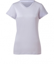 A wardrobe staple detailed with just the right intensity of color, Jil Sanders pristine V-neck is as chic as it is versatile - V-neckline, short sleeves, contoured seaming - Form-fitting - Wear with a modern blazer, leather leggings and ankle boots A wardrobe staple detailed with just the right intensity of color, Jil Sanders pristine V-neck is as chic as it is versatile - V-neckline, short sleeves, contoured seaming - Form-fitting - Wear with a modern blazer, leather leggings and ankle boots