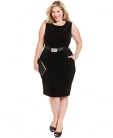 Soft velvet makes this plus size Alex Evenings dress season-perfect while a jeweled rhinestone belt elevates the look to soiree-sensation.