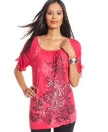 Style&co. dresses up this tee with drawstring-ruched sleeves and a studded print for an elevated effect. Style&co. dresses up this tee with drawstring-ruched sleeves and a studded print for an elevated effect.