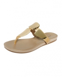 Metal detailing gives Bandolino's Society sandals the right amount of shine. These flat thongs will be your new summer staple. Metal detailing gives Bandolino's Society sandals the right amount of shine. These flat thongs will be your new summer staple.