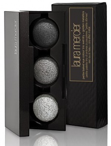 Dress up your holiday look this season with Laura Mercier's Petite Baked Eye Colour Trio Wet/Dry. Featuring 3 Baked Eye Colours in a range of shimmering shades, this petite and portable palette is the perfect way to take your look from day to night. For an even wash of colour, apply dry or for more vibrant shimmer, simply dampen brush with water and apply wet. Dress up your holiday look this season with Laura Mercier's Petite Baked Eye Colour Trio Wet/Dry. Featuring 3 Baked Eye Colours in a range of shimmering shades, this petite and portable palette is the perfect way to take your look from day to night. For an even wash of colour, apply dry or for more vibrant shimmer, simply dampen brush with water and apply wet.