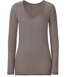 Stylish long sleeve shirt from a fine viscose blend - Very soft and comfortable quality - Classic color taupe - With a wide, feminine, piped V-neck - The cut is slim, fitted and slightly longer, no cuffs - Casual, yet dressed up alternative to a blouse - Goes with a pant suit, jeans, a cardigan Stylish long sleeve shirt from a fine viscose blend - Very soft and comfortable quality - Classic color taupe - With a wide, feminine, piped V-neck - The cut is slim, fitted and slightly longer, no cuffs - Casual, yet dressed up alternative to a blouse - Goes with a pant suit, jeans, a cardigan