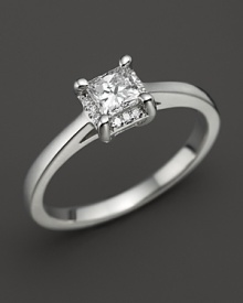 Diamond ring set in 14K. white gold. Diamond ring set in 14K. white gold.