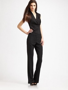 Sleeveless, silk-rich cowlneck channels classic elegance. Cowlneck Sleeveless Split back yoke 96% silk/4% elastane Dry clean Imported Sleeveless, silk-rich cowlneck channels classic elegance. Cowlneck Sleeveless Split back yoke 96% silk/4% elastane Dry clean Imported