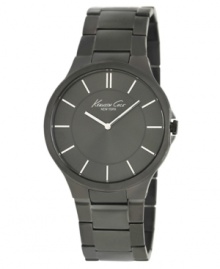 The gritty gunmetal tones on this Kenneth Cole New York watch add edge to your look. The gritty gunmetal tones on this Kenneth Cole New York watch add edge to your look.