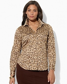 A bold animal print and a smart tailored fit lend feminine elegance to the classic menswear work shirt.
