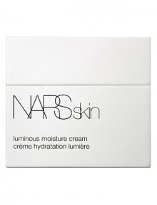 This soft, velvety cream provides comfortable, long-lasting hydration, replenishing the skin with moisture and infusing it with luminosity. NARS' Light Reflecting Complex works in synergy with Hyaluronic Acid and Monoi Oil, which immediately moisturize the skin, soothing and comforting dryness on contact. Plumped with moisture, the appearance of fine lines and wrinkles is diminished as skin is visibly firmed.