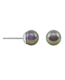 Prim and prismatic. Majorica's gray organic man-made pearl studs (12 mm) are an iridescent twist on a classic. Earrings set in sterling silver. Prim and prismatic. Majorica's gray organic man-made pearl studs (12 mm) are an iridescent twist on a classic. Earrings set in sterling silver.