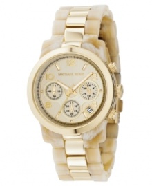 Update your look with this intriguing Runway collection watch by Michael Kors. Update your look with this intriguing Runway collection watch by Michael Kors.