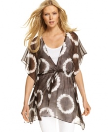 Boho gets a modern makeover with this MICHAEL Michael Kors tie-dye tunic -- perfect over skinny jeans for a stylish spring look!