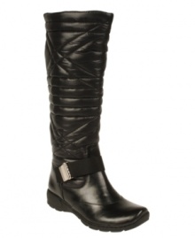 Let the cold winds blow, the Naturalizer Rayne Wide Calf Boots are here to keep you warm with their modern puffer details, shining buckle details and traction sole. Let the cold winds blow, the Naturalizer Rayne Wide Calf Boots are here to keep you warm with their modern puffer details, shining buckle details and traction sole.