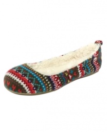 As cozy as a cup of hot chocolate. Snuggle up in the adorable, fleece-lined sweater knit flats by Roxy for relaxing around the house or running around on the weekends. As cozy as a cup of hot chocolate. Snuggle up in the adorable, fleece-lined sweater knit flats by Roxy for relaxing around the house or running around on the weekends.