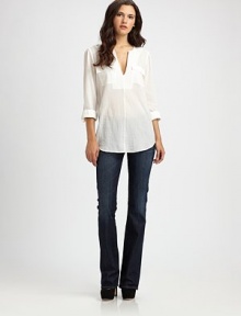 Master classic style with this stretchy denim favorite, defined by a faded finish and elegant flare-leg construction. THE FITMedium rise, about 9½Inseam, about 34THE DETAILSZip flyFive-pocket style98% cotton/2% polyurethaneMachine washMade in USA of imported fabricModel shown is 5'10 (177cm) wearing US size 4. Master classic style with this stretchy denim favorite, defined by a faded finish and elegant flare-leg construction. THE FITMedium rise, about 9½Inseam, about 34THE DETAILSZip flyFive-pocket style98% cotton/2% polyurethaneMachine washMade in USA of imported fabricModel shown is 5'10 (177cm) wearing US size 4.