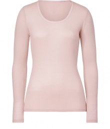 An essential basic in super soft cotton-cashmere, Majestics ribbed tee is a must for your layered looks - Rounded neckline, long sleeves - Classic slim fit - Pair with favorite skinnies and chunky biker boots An essential basic in super soft cotton-cashmere, Majestics ribbed tee is a must for your layered looks - Rounded neckline, long sleeves - Classic slim fit - Pair with favorite skinnies and chunky biker boots