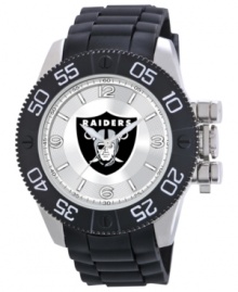 Silver and black attack. Root for your team 24/7 with this sporty watch from Game Time. Features an Oakland Raiders logo at the dial. Silver and black attack. Root for your team 24/7 with this sporty watch from Game Time. Features an Oakland Raiders logo at the dial.
