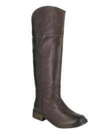When it comes to understated elegance, less is clearly more. Case in point: the Xara, Mia's tall riding boots. With a straightforward, simple silhouette, they feature a low stacked heel and effortless pull-on design.