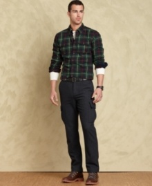 Keep your fall look on-trend with these slim-fit cargo pants from Tommy Hilfiger. Keep your fall look on-trend with these slim-fit cargo pants from Tommy Hilfiger.