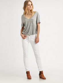 Crisp, clean denim in an ultra-skinny cropped silhouette with zippers at the ankles.THE FITSlim fitMedium rise, about 8Inseam, about 28THE DETAILSZip flyFive-pocket style55% cotton/42% tencel/3% spandex/Dry cleanMade in USA of imported fabric Crisp, clean denim in an ultra-skinny cropped silhouette with zippers at the ankles.THE FITSlim fitMedium rise, about 8Inseam, about 28THE DETAILSZip flyFive-pocket style55% cotton/42% tencel/3% spandex/Dry cleanMade in USA of imported fabric