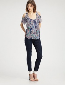 Skin-baring shoulders lend a breezy touch to this vibrant scoopneck top.ScoopneckCut-out shouldersShort sleevesAbout 27 from shoulder to hemSilkDry cleanImportedModel shown is 5'9½ (176cm) wearing US size Small. Skin-baring shoulders lend a breezy touch to this vibrant scoopneck top.ScoopneckCut-out shouldersShort sleevesAbout 27 from shoulder to hemSilkDry cleanImportedModel shown is 5'9½ (176cm) wearing US size Small.