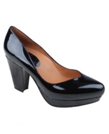 Here and now: With their chic platform soles, the Tarnow pointed-toe pumps by Earthies offer of-the-moment style that looks just right at both the office and after hours. Their contoured footbed with cupped heel, anatomic arch and cradled toe area guarantee comfort.