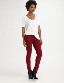 Signature skinny-fit denim with a hint of stretch in a bold, eye-catching finish.THE FITFitted through hips and thighsRise, about 7Inseam, about 32THE DETAILSZip flyFive-pocket styleSignature stitch back flap pockets70% tencel/28% cotton/2% elastaneMachine washMade in USA of imported fabricModel shown is 5'9½ (177cm) wearing US size 4. Signature skinny-fit denim with a hint of stretch in a bold, eye-catching finish.THE FITFitted through hips and thighsRise, about 7Inseam, about 32THE DETAILSZip flyFive-pocket styleSignature stitch back flap pockets70% tencel/28% cotton/2% elastaneMachine washMade in USA of imported fabricModel shown is 5'9½ (177cm) wearing US size 4.