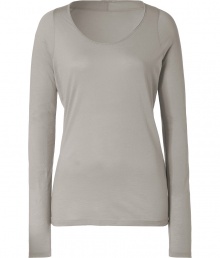 Ground your cool weather casual wardrobe with stylish staples like this light grey long sleeve t-shirt from Closed - Crafted from super-soft, pure cotton and gently distressed for a look of well-worn chic - Long, lean cut, hits below hips - Fitted sleeves and flattering scoop neck - Wear solo or layer with a blazer or pullover and pair with cigarette pants, jeans or A-line skirts Ground your cool weather casual wardrobe with stylish staples like this light grey long sleeve t-shirt from Closed - Crafted from super-soft, pure cotton and gently distressed for a look of well-worn chic - Long, lean cut, hits below hips - Fitted sleeves and flattering scoop neck - Wear solo or layer with a blazer or pullover and pair with cigarette pants, jeans or A-line skirts