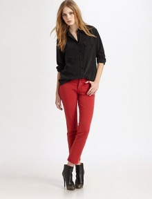 A slim silhouette of stretch denim, cropped at the ankle for a chic fit.THE FITSlim fitMeant to be worn above ankleRise, about 9Inseam, about 28½THE DETAILSZip flyJet front pocketsSignature stitch back pockets98% cotton/2% elastaneMachine washImportedModel shown is 5'10 (177cm) wearing US size 4. A slim silhouette of stretch denim, cropped at the ankle for a chic fit.THE FITSlim fitMeant to be worn above ankleRise, about 9Inseam, about 28½THE DETAILSZip flyJet front pocketsSignature stitch back pockets98% cotton/2% elastaneMachine washImportedModel shown is 5'10 (177cm) wearing US size 4.