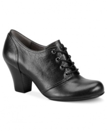 Everlasting style. The stylish Cadence pumps by Sofft shoe give your look great structure and definition, thanks to the lace-up vamp and sturdy heel. Everlasting style. The stylish Cadence pumps by Sofft shoe give your look great structure and definition, thanks to the lace-up vamp and sturdy heel.