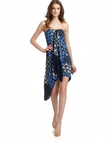 THE LOOKSweetheart necklineAllover patchwork print with asymmetrical overlaysFringe detail drapes from front necklineBoning at bodiceAsymmetrical hemConcealed center back zipper with hook-and-eye closureOptional bra straps includedTHE FITAbout 30 from natural waist to longest point of hemTHE MATERIALSilkFully linedCARE & ORIGINDry cleanImportedModel shown is 5'10 (177cm) wearing US size 4. THE LOOKSweetheart necklineAllover patchwork print with asymmetrical overlaysFringe detail drapes from front necklineBoning at bodiceAsymmetrical hemConcealed center back zipper with hook-and-eye closureOptional bra straps includedTHE FITAbout 30 from natural waist to longest point of hemTHE MATERIALSilkFully linedCARE & ORIGINDry cleanImportedModel shown is 5'10 (177cm) wearing US size 4.