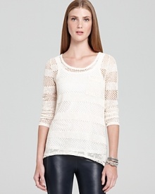 Rendered in a lightweight open knit, this Vintage Havana Top makes for a comfy-chic top layer in every season. Rendered in a lightweight open knit, this Vintage Havana Top makes for a comfy-chic top layer in every season.
