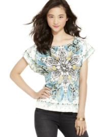 Top off your favorite jeans with this casual tee from Sequin Hearts. Top off your favorite jeans with this casual tee from Sequin Hearts.