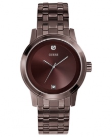 Diamond accents stand out on this polished steel watch from GUESS. Diamond accents stand out on this polished steel watch from GUESS.