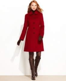 Anne Klein's latest petite coat keeps your look polished in chilly weather with sleek, minimalist styling. Anne Klein's latest petite coat keeps your look polished in chilly weather with sleek, minimalist styling.