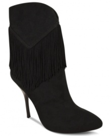 A neat v-shaped fringe adds sophisticated movement to Nina's Alette booties. A neat v-shaped fringe adds sophisticated movement to Nina's Alette booties.