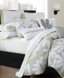 Give your bed a bright outlook with the Floral Fan standard sham from Echo. Featuring a cheerful design of bold daisies in pure cotton sateen.
