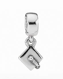 Mark a great achievement with PANDORA's sterling silver graduation hat charm. Mark a great achievement with PANDORA's sterling silver graduation hat charm.